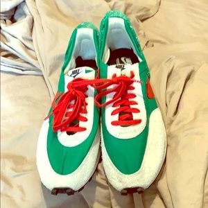 size 13W (Men’s 11.5) Nike Daybreak / Undercover